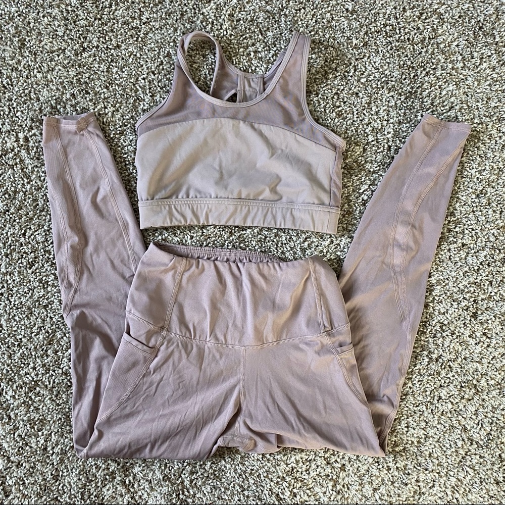 Astoria Activewear Set in Mauve